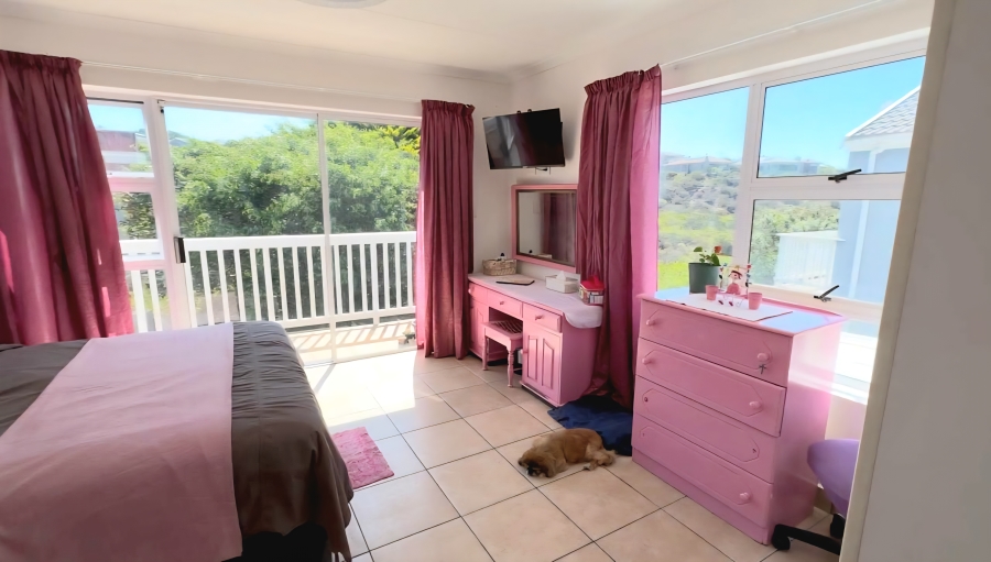 3 Bedroom Property for Sale in Dana Bay Western Cape